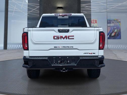 Summit White 2024 GMC Sierra 1500 AT4X