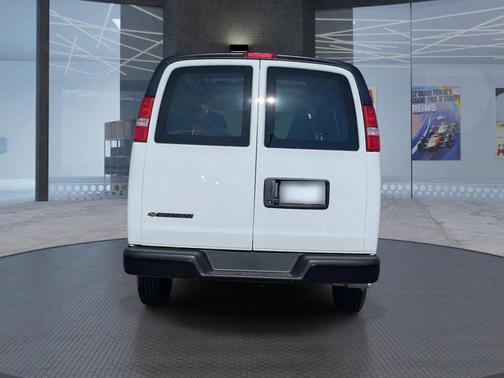 2025 Chevrolet Express 2500 RWD 2500 Regular Wheelbase WT