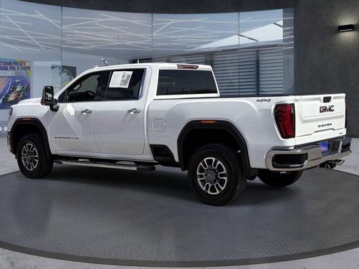 Summit White 2025 GMC Sierra 2500 SLT