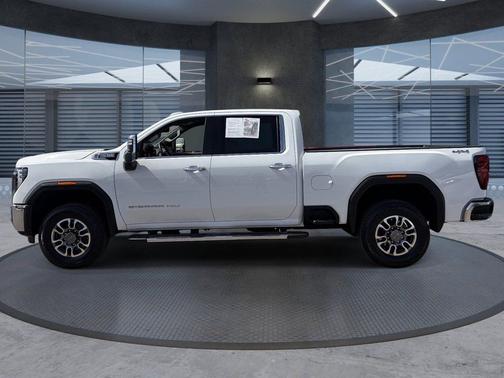 Summit White 2025 GMC Sierra 2500 SLT