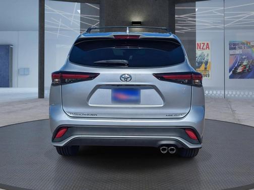 2024 Toyota Highlander XSE