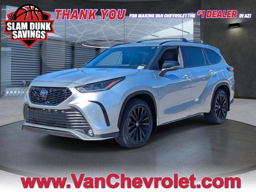 2024 Toyota Highlander XSE