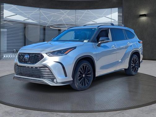 2024 Toyota Highlander XSE