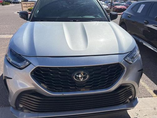 2024 Toyota Highlander XSE