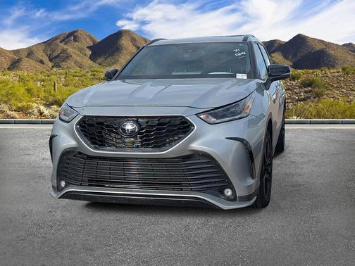 2024 Toyota Highlander XSE