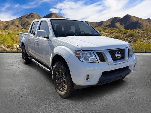 Glacier White 2017 Nissan Frontier PRO-4X