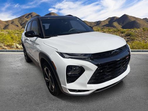 Summit White 2022 Chevrolet Trailblazer RS