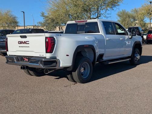 2026 GMC Sierra 3500 SLE