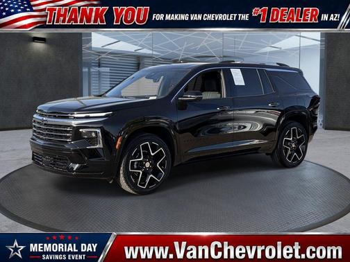 Mosaic Black Metallic 2025 Chevrolet Traverse High Country