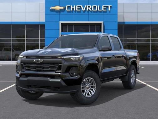 Black 2026 Chevrolet Colorado LT