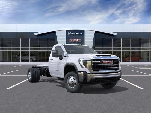 2026 GMC Sierra 3500 Base