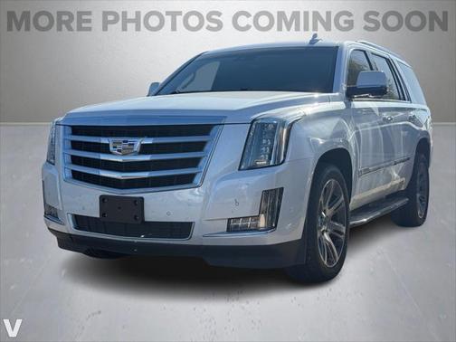 2017 Cadillac Escalade Luxury