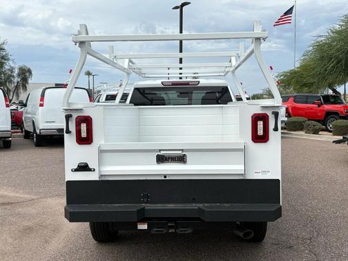 2025 GMC Sierra 2500 Base