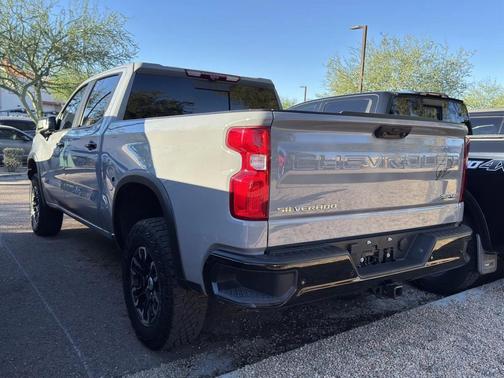 2025 Chevrolet Silverado 1500 ZR2
