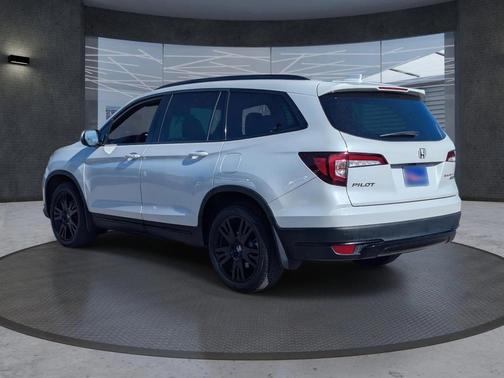 2021 Honda Pilot AWD Black Edition