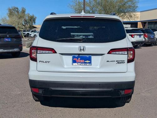 2021 Honda Pilot AWD Black Edition