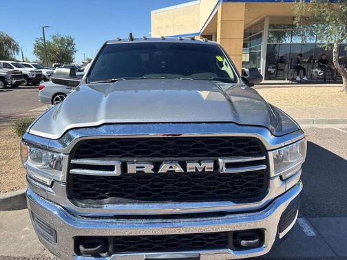 2020 RAM 3500 Tradesman Crew Cab 4x4 8' Box