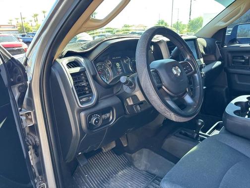 2020 RAM 3500 Tradesman Crew Cab 4x4 8' Box