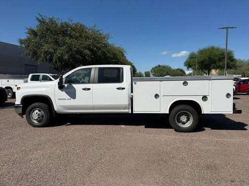 2025 Chevrolet Silverado 3500 WT