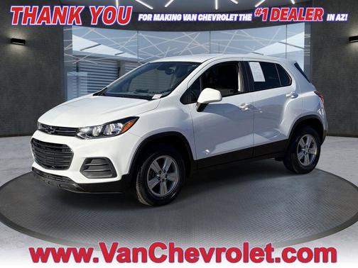 Summit White 2022 Chevrolet Trax LS