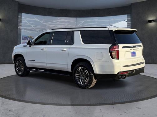 Summit White 2023 Chevrolet Suburban 4WD Z71