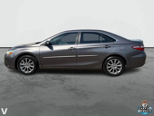 2016 Toyota Camry XLE