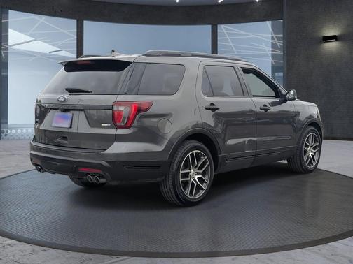 2019 Ford Explorer Sport