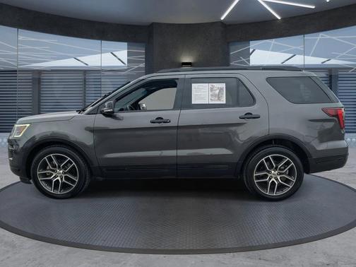 2019 Ford Explorer Sport