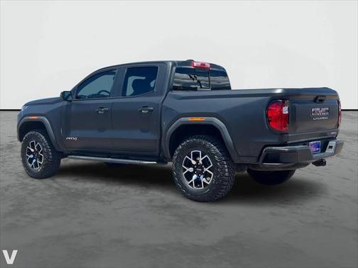 2024 GMC Canyon Base