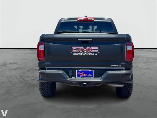 2024 GMC Canyon Base