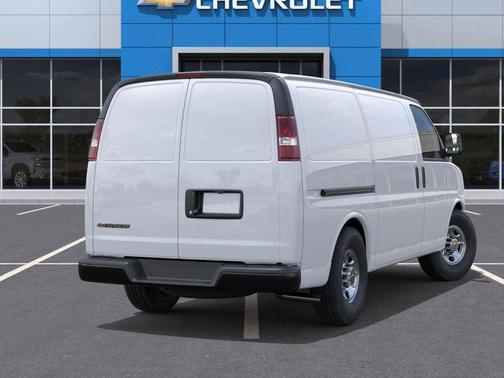 Summit White 2026 Chevrolet Express 2500 LT