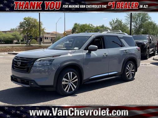 Boulder Gray Pearl 2024 Nissan Pathfinder Platinum 4WD