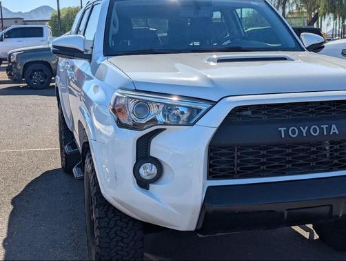 Blizzard Pearl 2018 Toyota 4Runner Limited