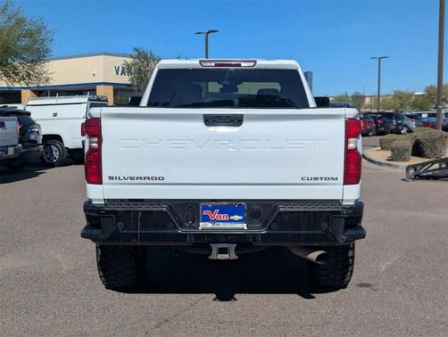 2024 Chevrolet Silverado 2500 Custom