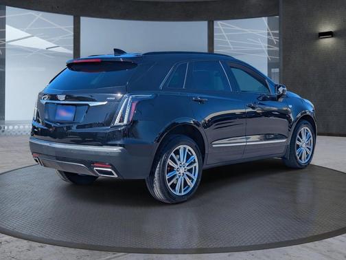 2024 Cadillac XT5 Sport