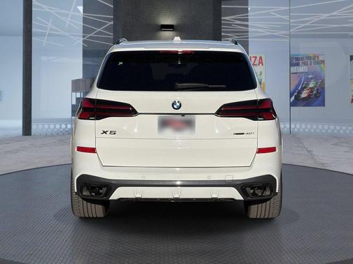 Alpine White 2025 BMW X5 sDrive40i