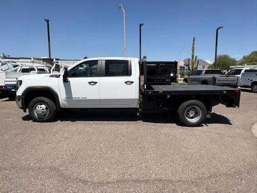 2025 GMC Sierra 3500 Base
