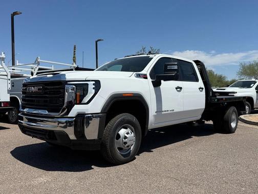 2025 GMC Sierra 3500 Base