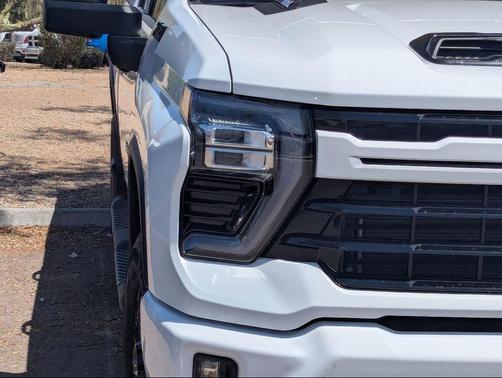 Summit White 2024 Chevrolet Silverado 2500 LT