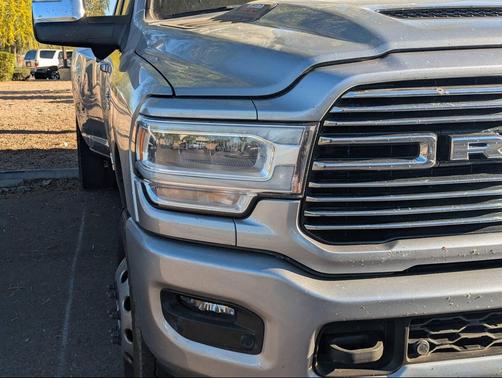 Billet Silver Metallic Clearcoat 2024 RAM 3500 Laramie Crew Cab 4x4 8' Box