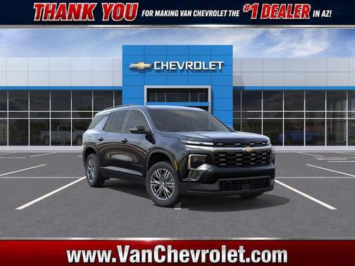 Mosaic Black Metallic 2026 Chevrolet Traverse LT