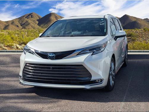 2021 Toyota Sienna Platinum