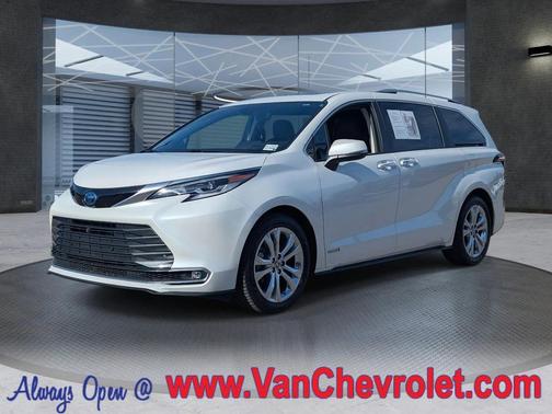 2021 Toyota Sienna Platinum