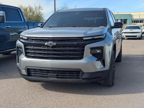 2024 Chevrolet Traverse LS