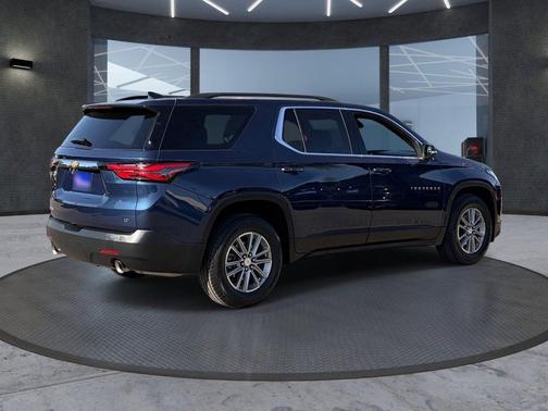 Northsky Blue Metallic 2023 Chevrolet Traverse LT Cloth