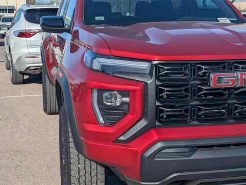 2024 GMC Canyon Elevation