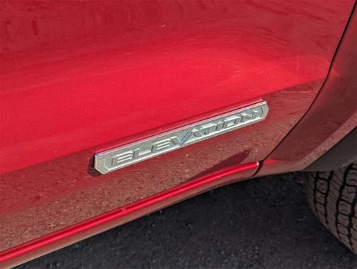 2024 GMC Canyon Elevation