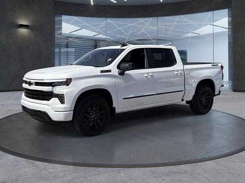 Summit White 2025 Chevrolet Silverado 1500 RST
