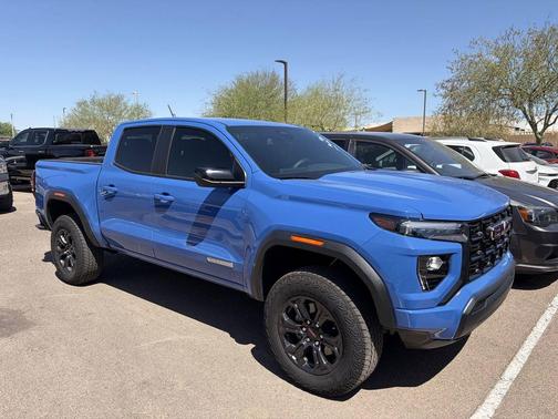 Rapids Metallic 2025 GMC Canyon Elevation