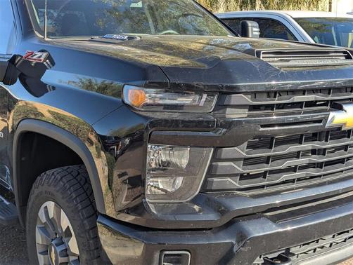 2024 Chevrolet Silverado 2500 Custom